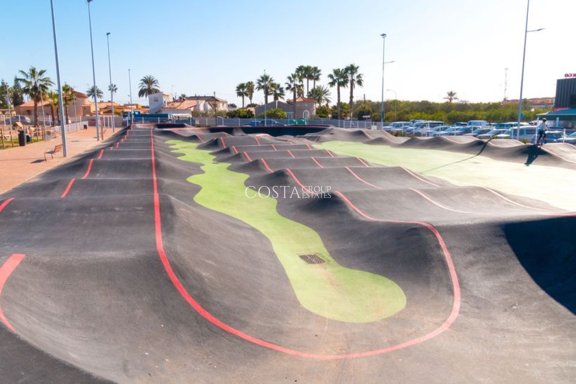 Odsprzedaż - Willa -
Torrevieja - Torrevieja Centro