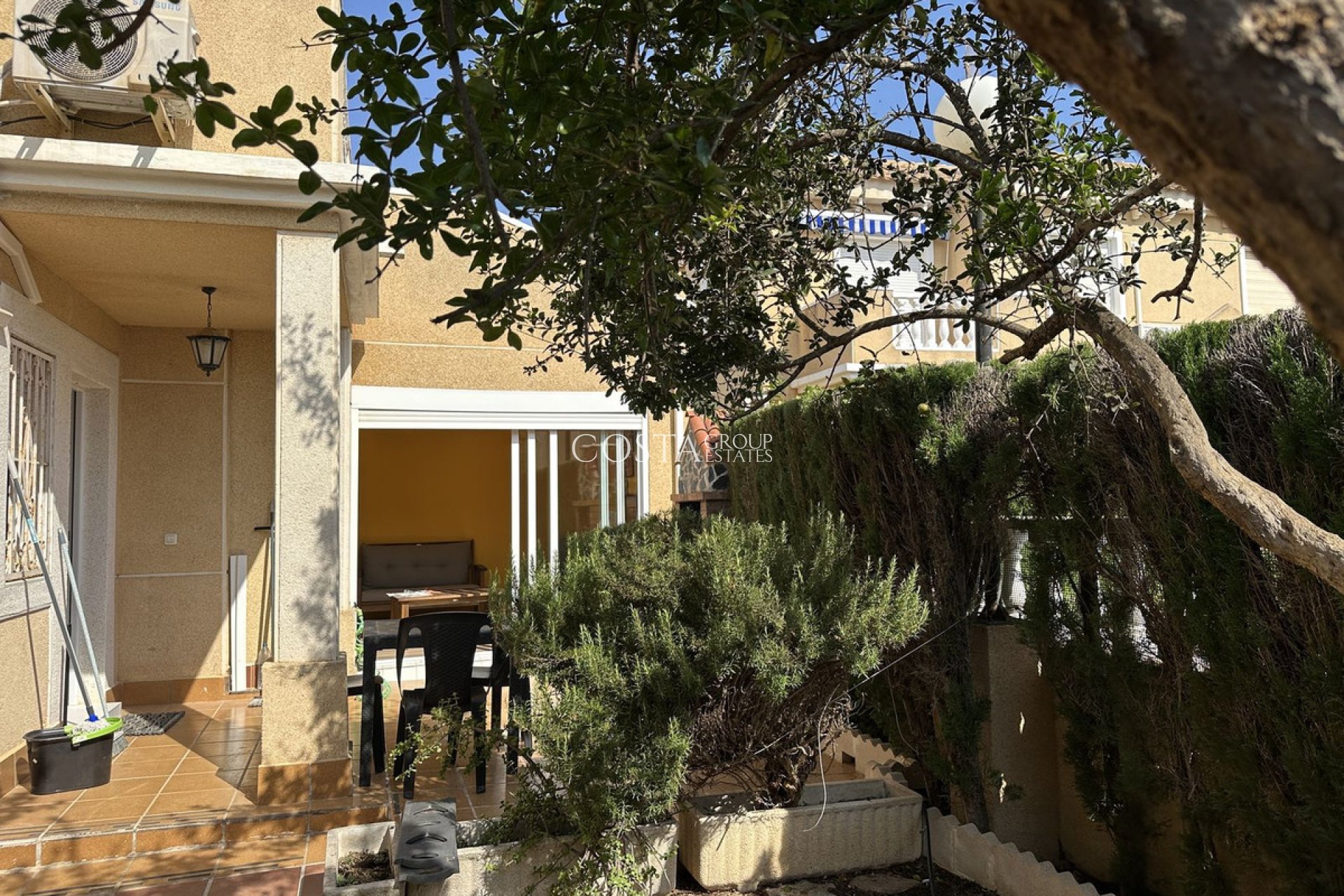 Odsprzedaż - Willa -
Torrevieja - Torrevieja Centro