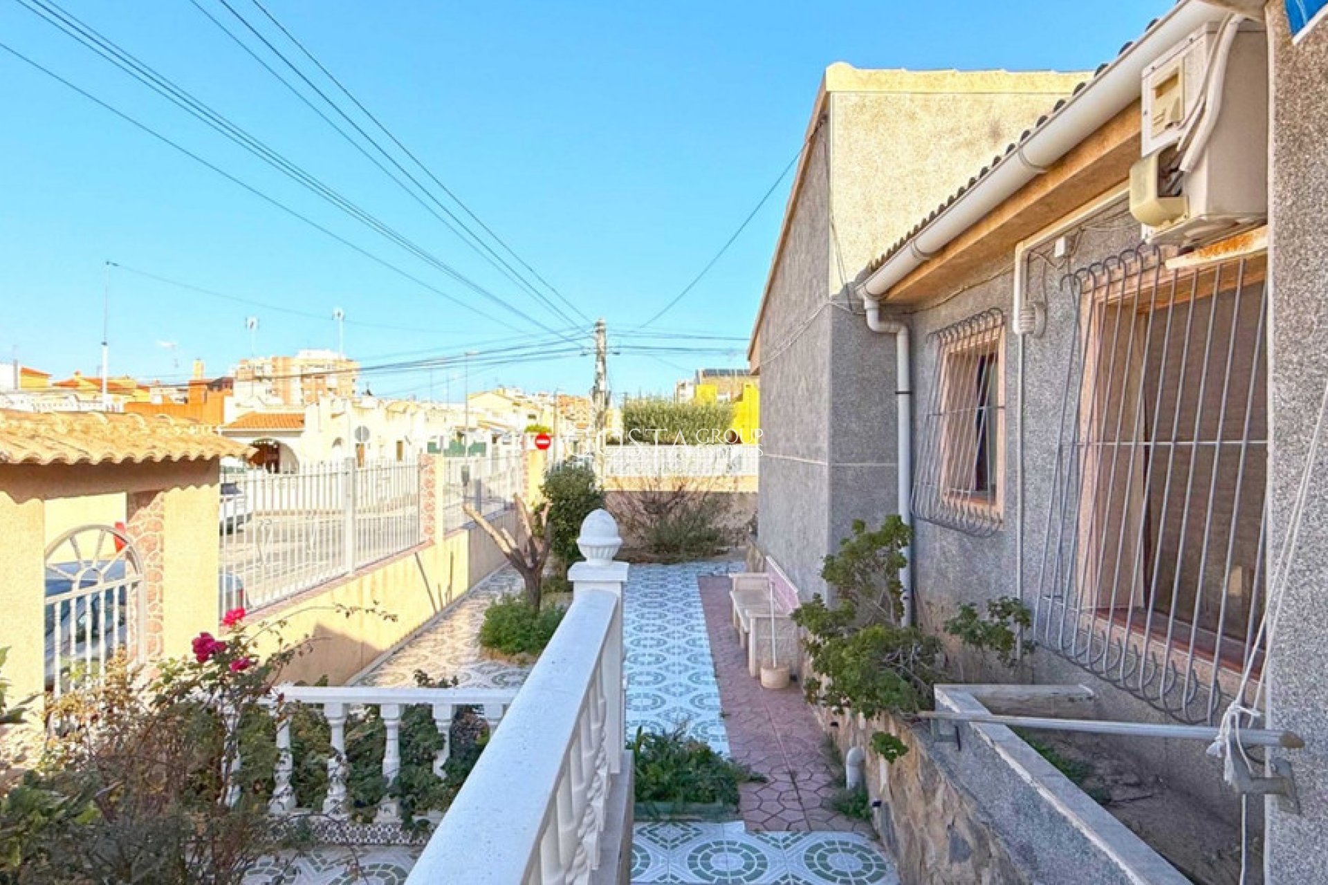 Odsprzedaż - Willa -
Torrevieja - Torrevieja Centro