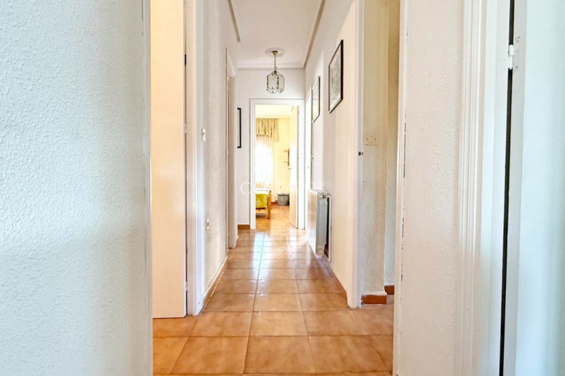 Odsprzedaż - Willa -
Torrevieja - Torrevieja Centro