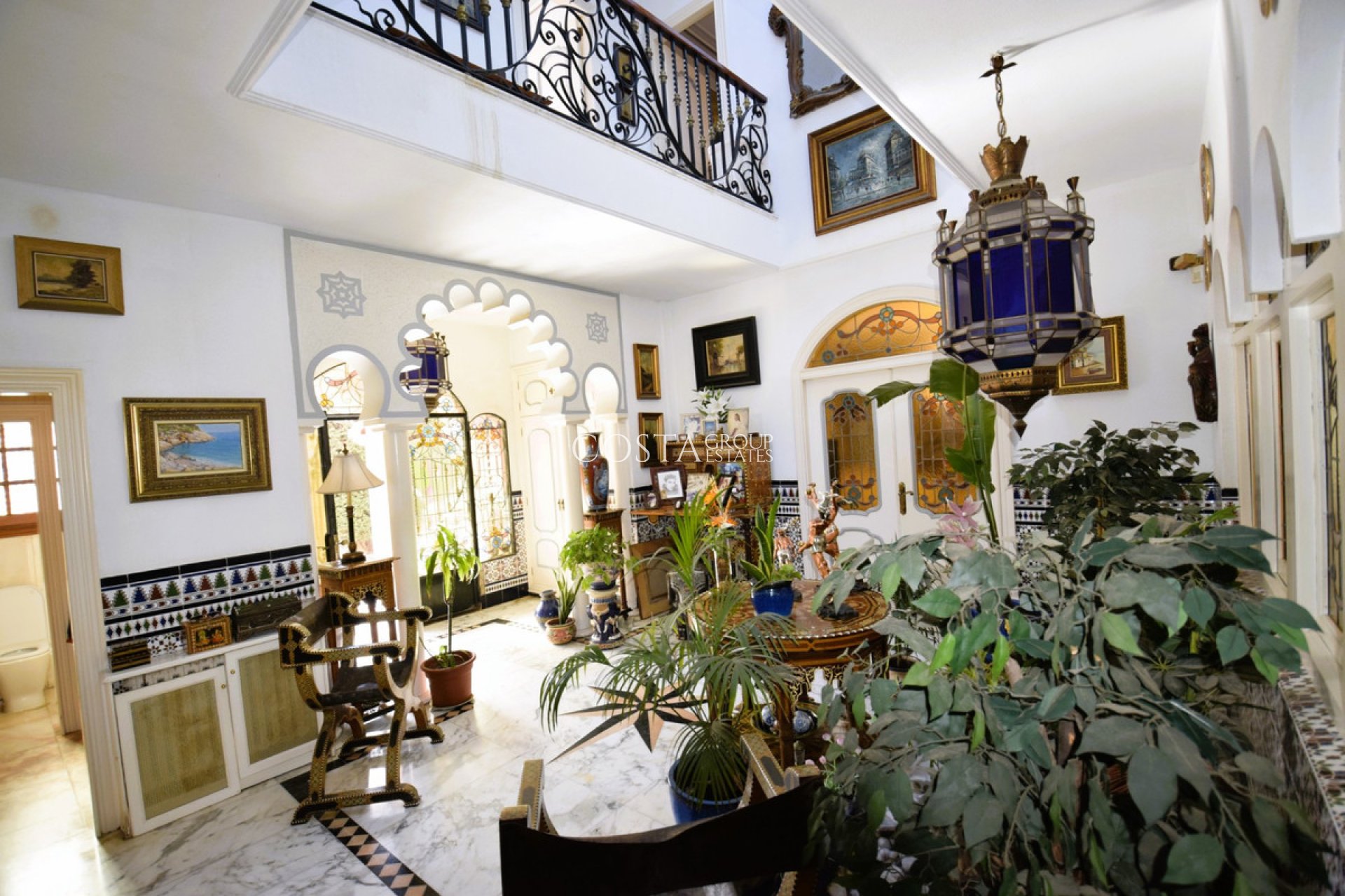 Odsprzedaż - Willa -
Torrevieja - Torrevieja Centro