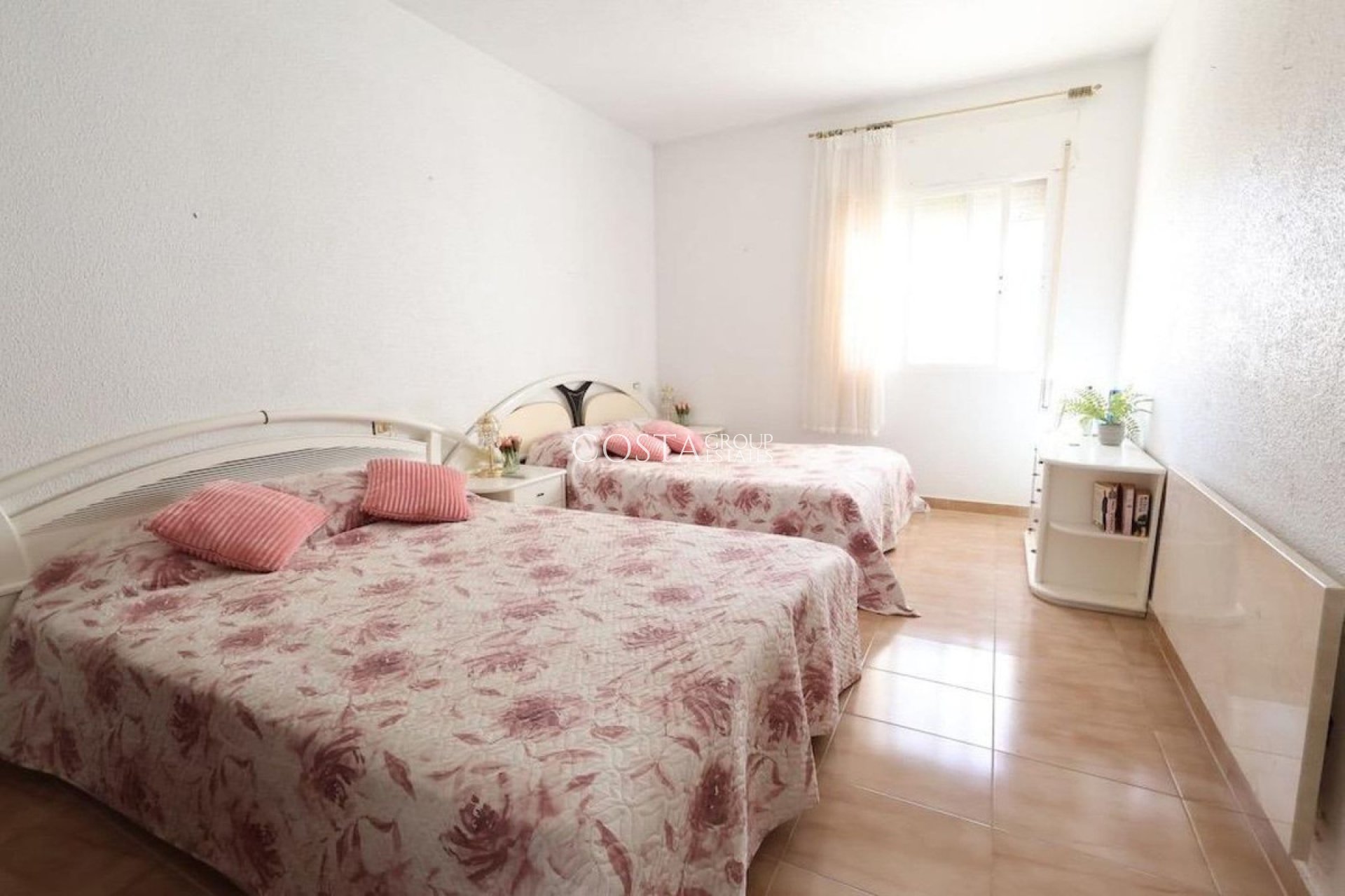 Odsprzedaż - Willa -
Torrevieja - Torrevieja Centro