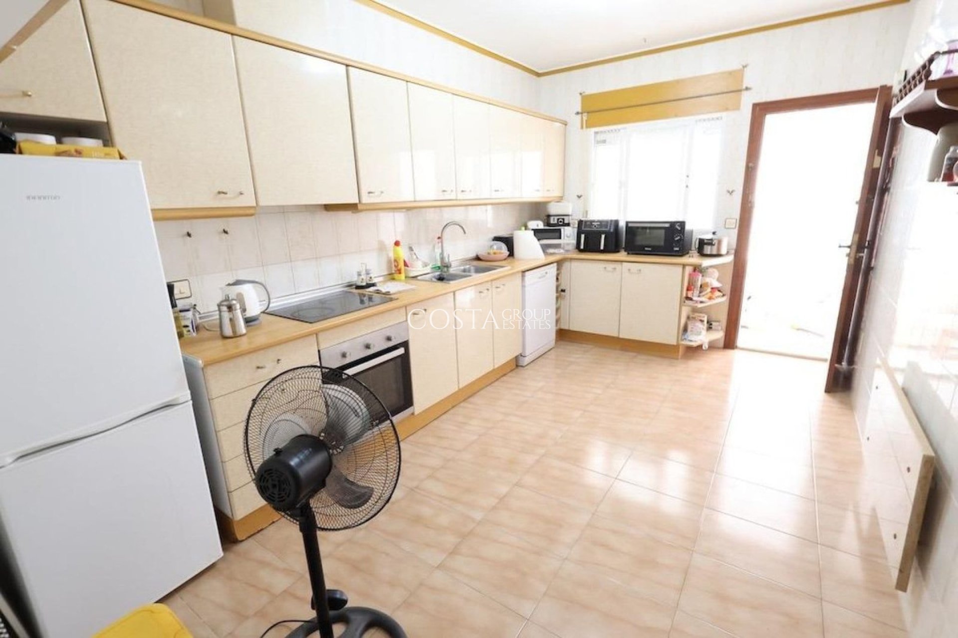 Odsprzedaż - Willa -
Torrevieja - Torrevieja Centro