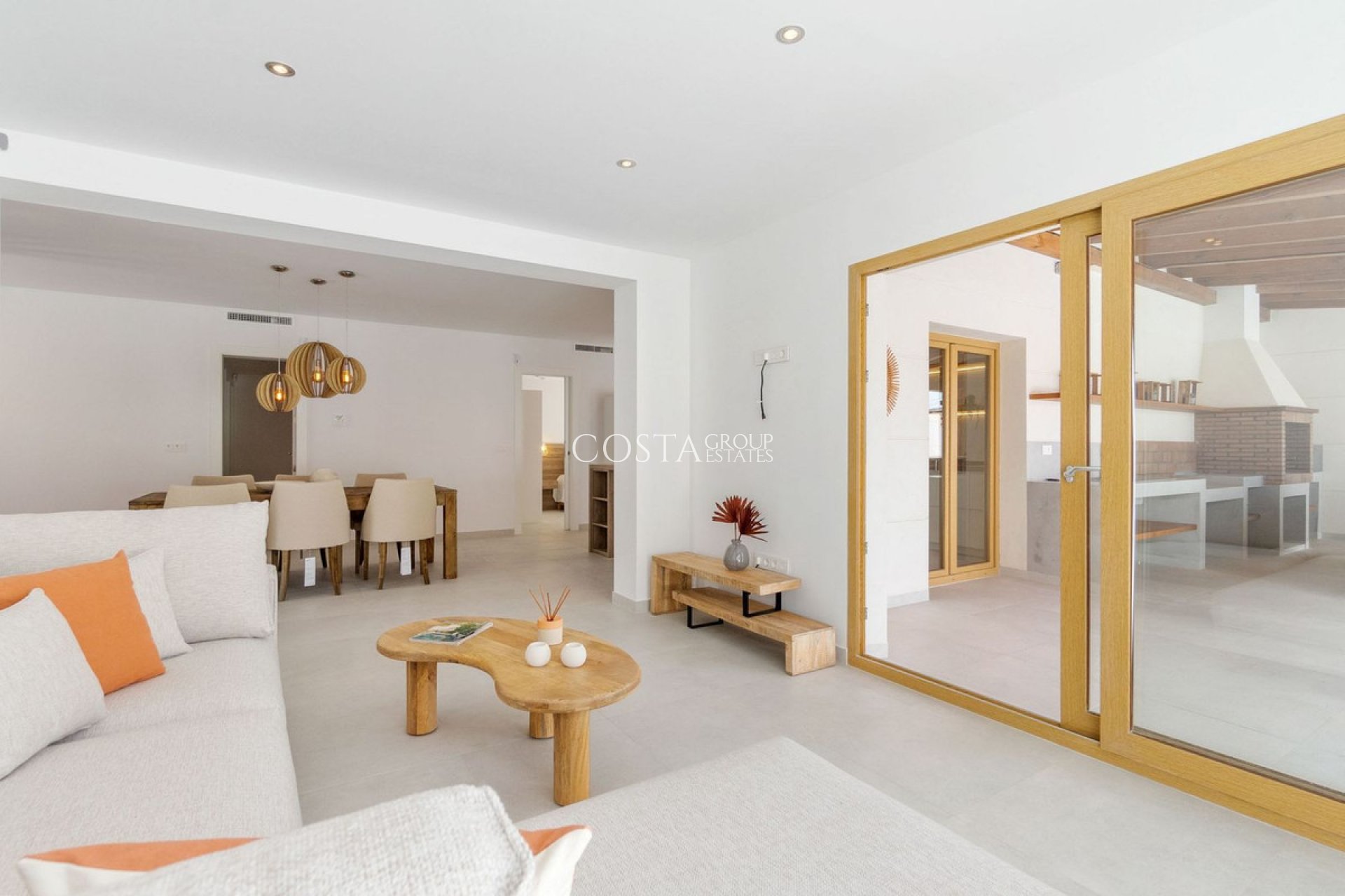 Odsprzedaż - Willa -
Torrevieja - Torrevieja Centro