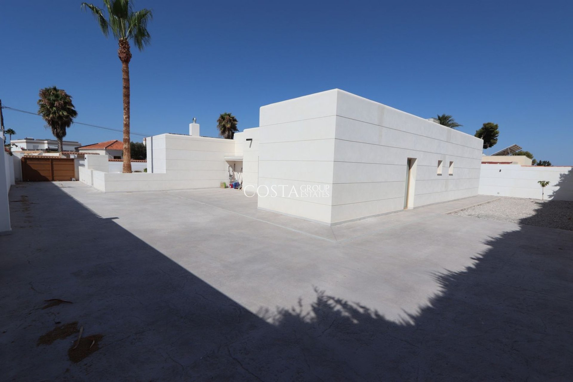 Odsprzedaż - Willa -
Torrevieja - Torrevieja Centro