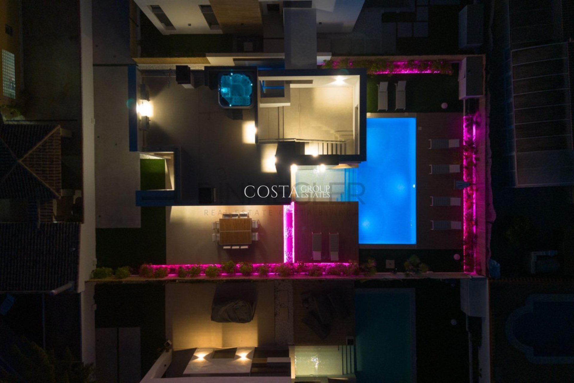 Odsprzedaż - Willa -
Torrevieja - Torrevieja Centro