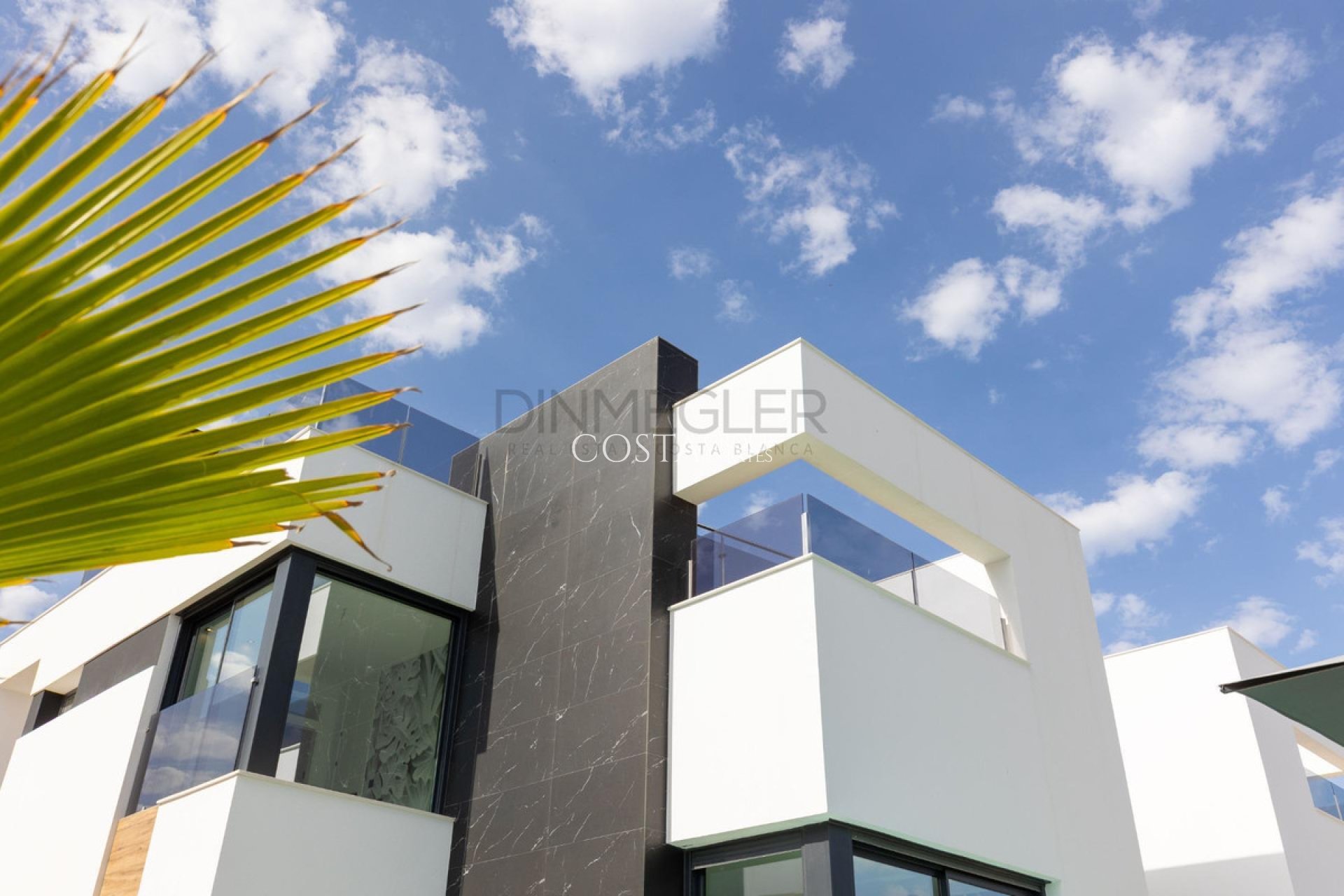 Odsprzedaż - Willa -
Torrevieja - Torrevieja Centro