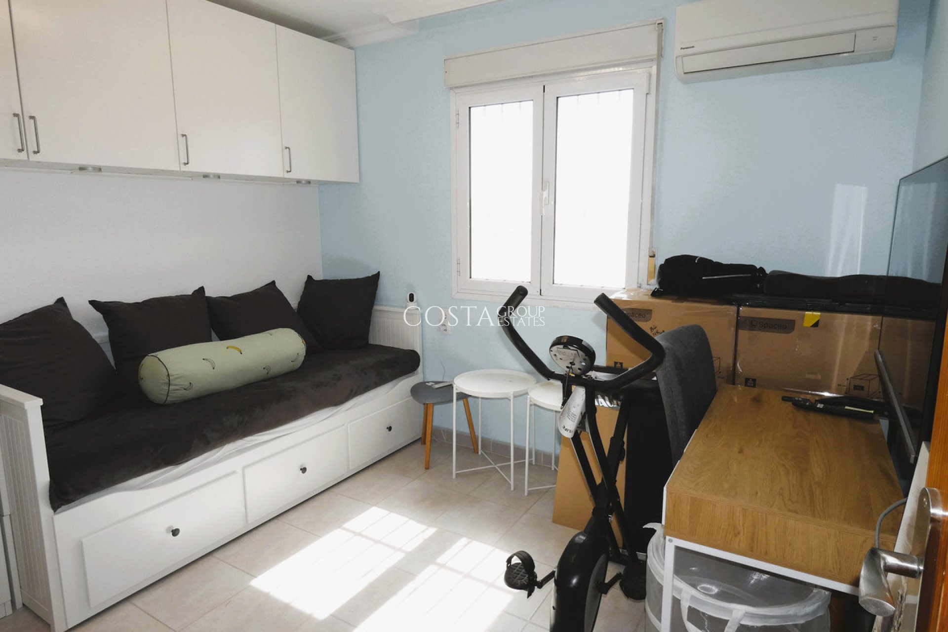 Odsprzedaż - Willa -
Torrevieja - Torrevieja Centro