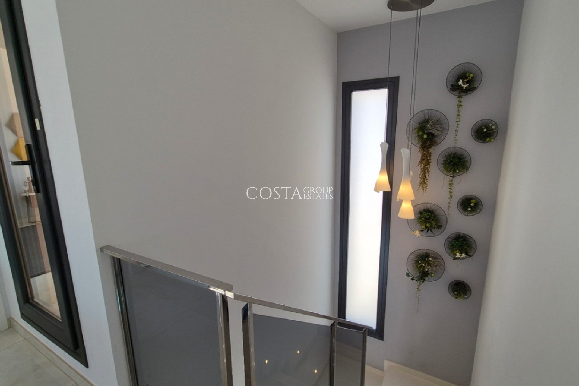 Odsprzedaż - Willa -
Torrevieja - Torrevieja Centro