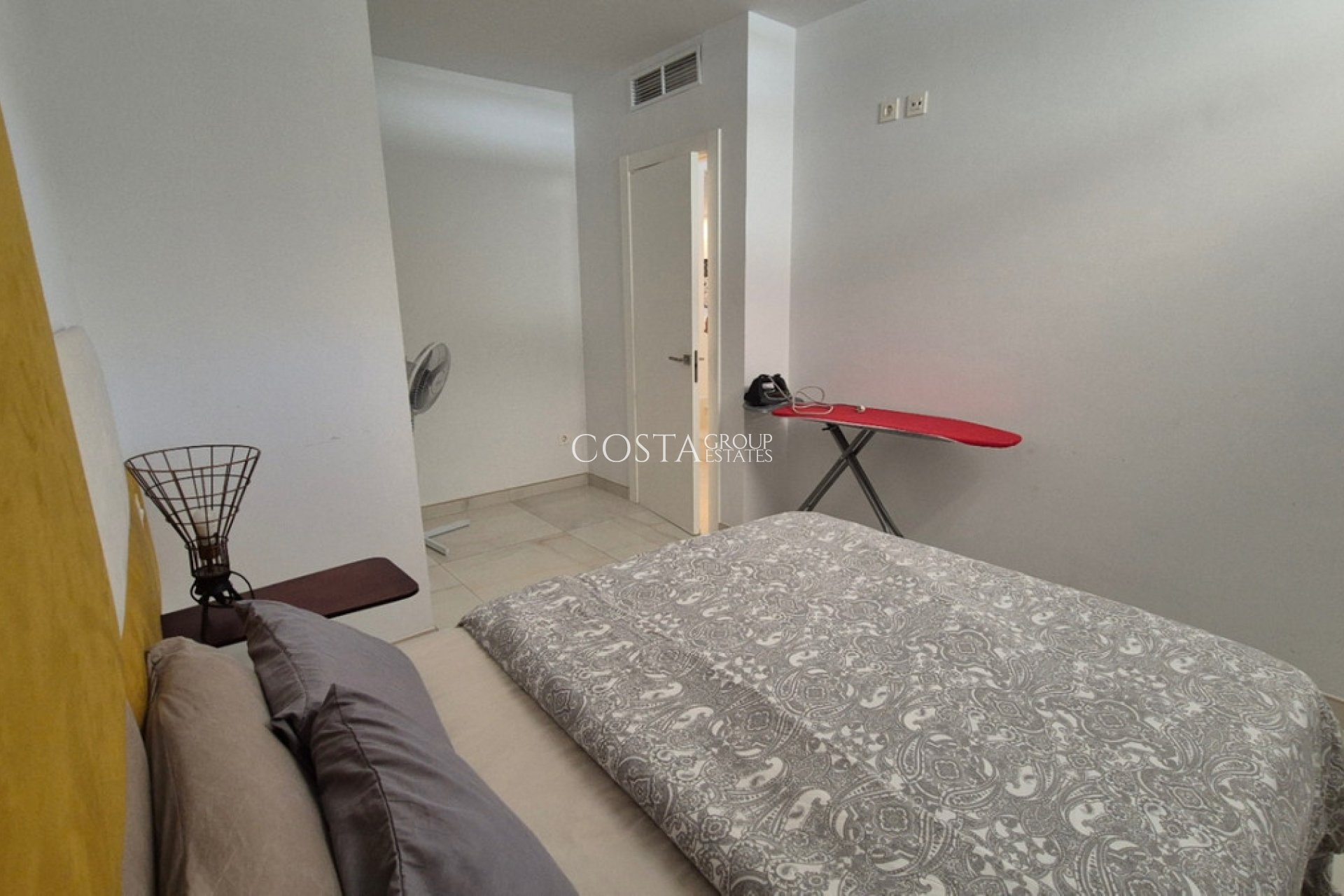 Odsprzedaż - Willa -
Torrevieja - Torrevieja Centro