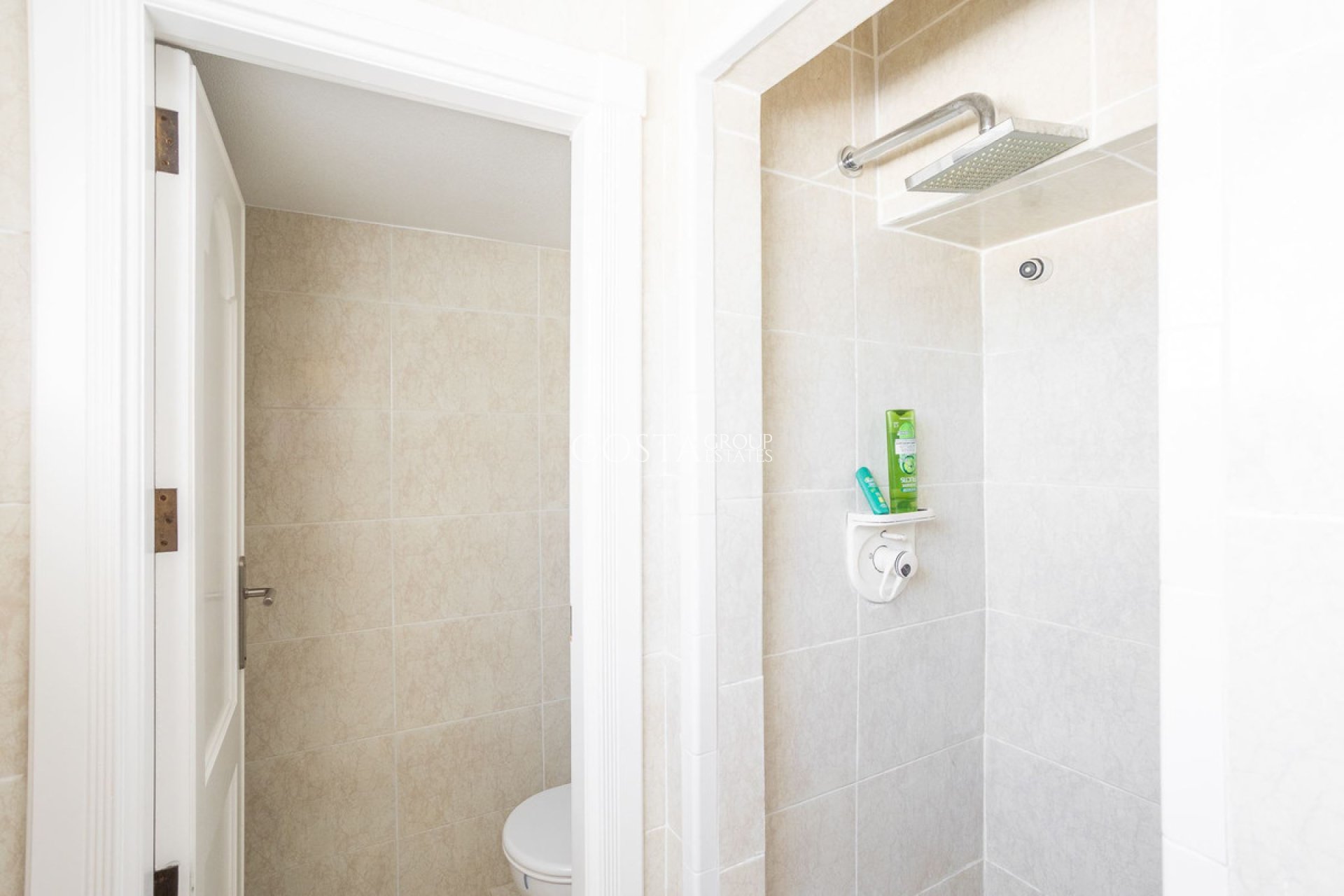 Odsprzedaż - Willa -
Torrevieja - Torrevieja Centro