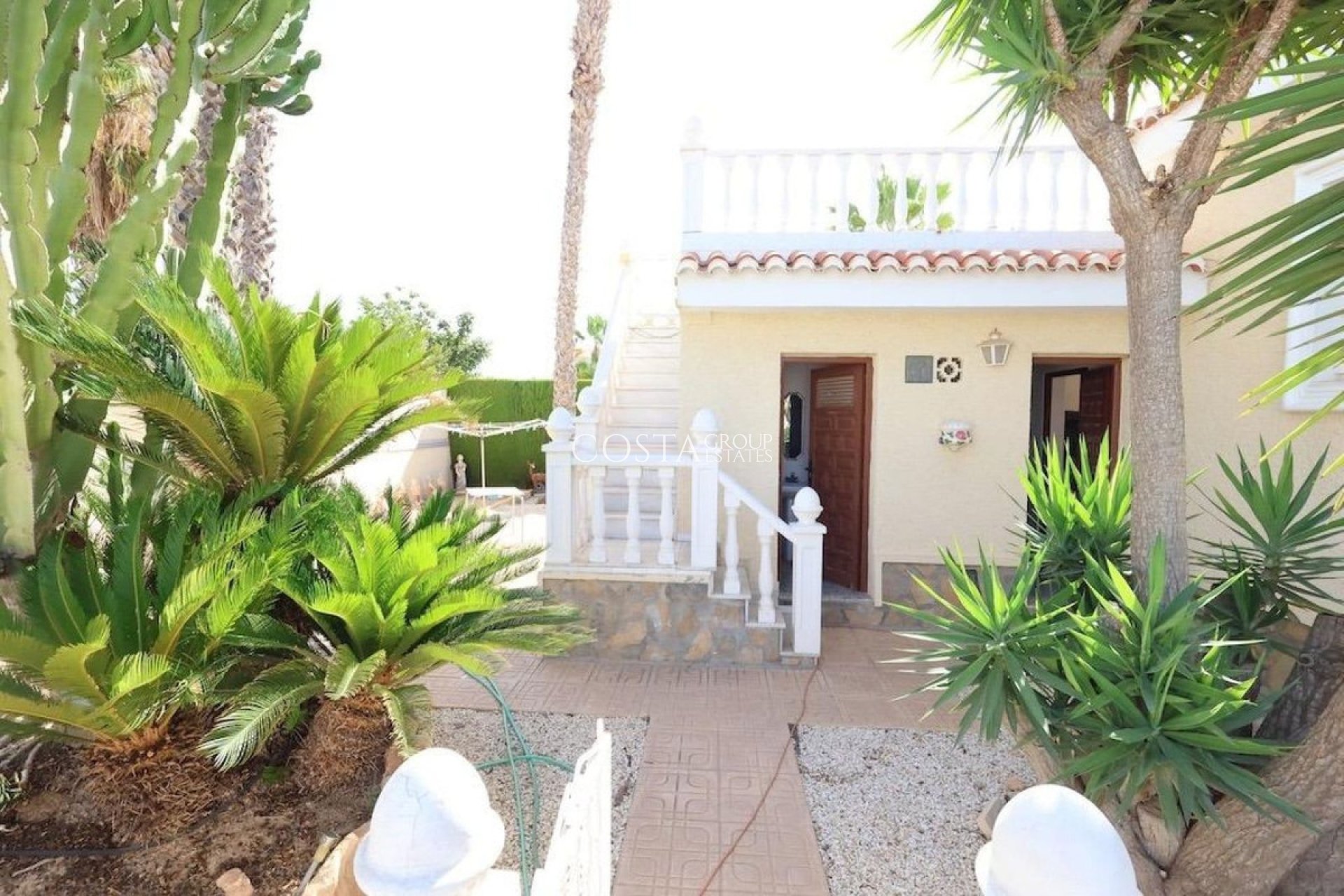 Odsprzedaż - Willa -
Torrevieja