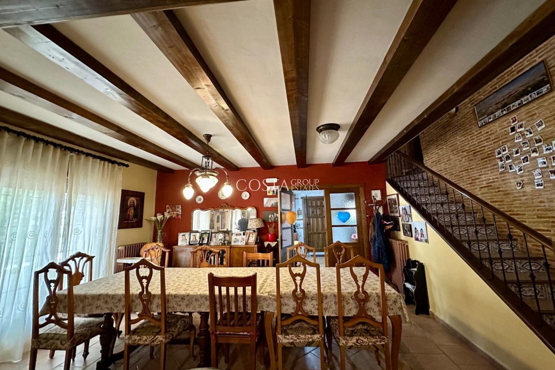 Odsprzedaż - Willa -
Yecla - Yecla Centro