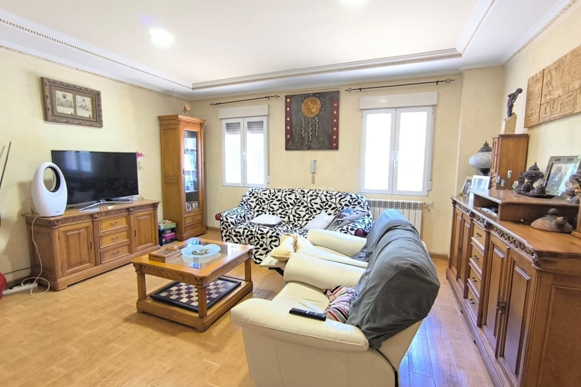 Odsprzedaż - Willa -
Yecla - Yecla Centro