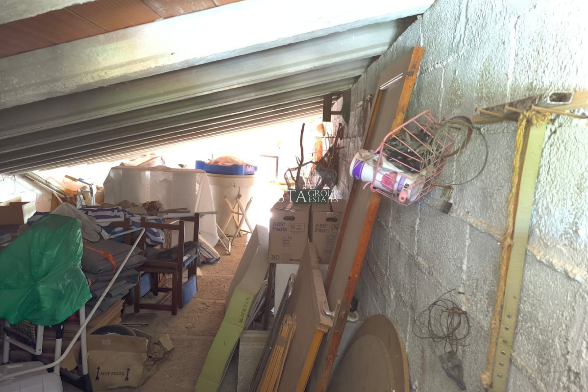 Odsprzedaż - Willa -
Yecla - Yecla Centro