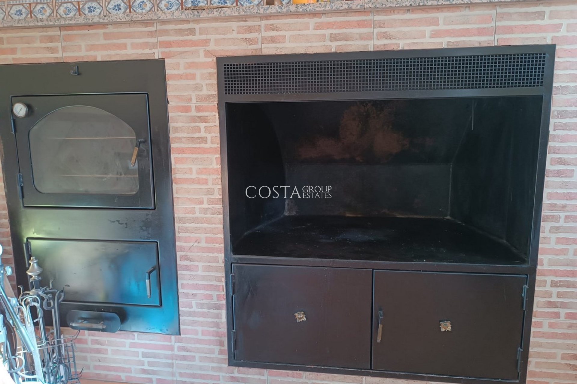 Odsprzedaż - Willa -
Yecla - Yecla Centro