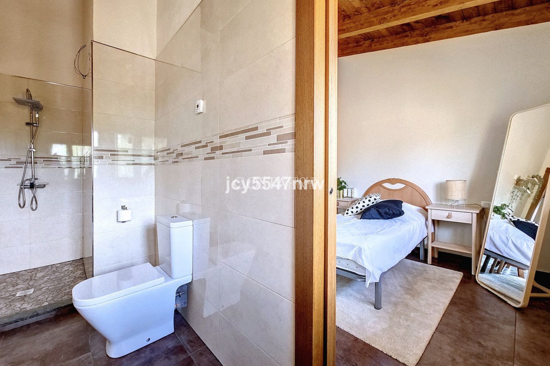 Odsprzedaż - Willa -
Yecla - Yecla Centro