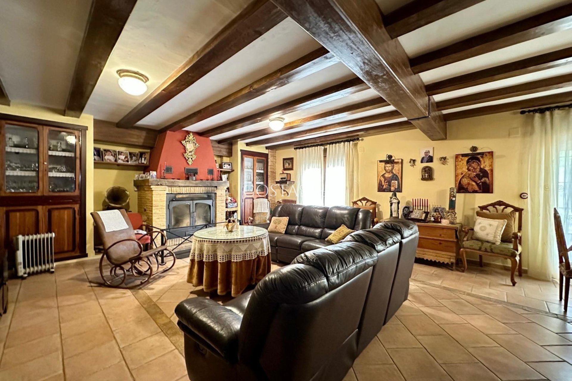 Odsprzedaż - Willa -
Yecla - Yecla Centro