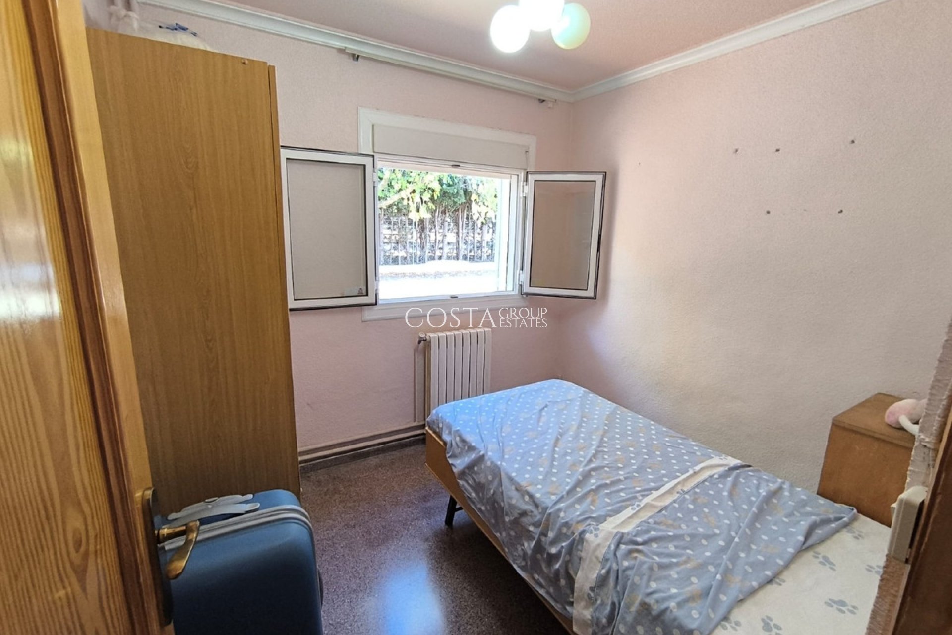 Odsprzedaż - Willa -
Yecla - Yecla Centro