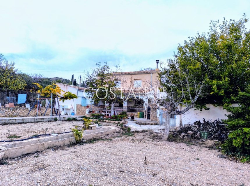 Odsprzedaż - Willa -
Yecla - Yecla Centro