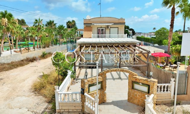 Propriété commerciale - Revente - Villamartín - Villamartín