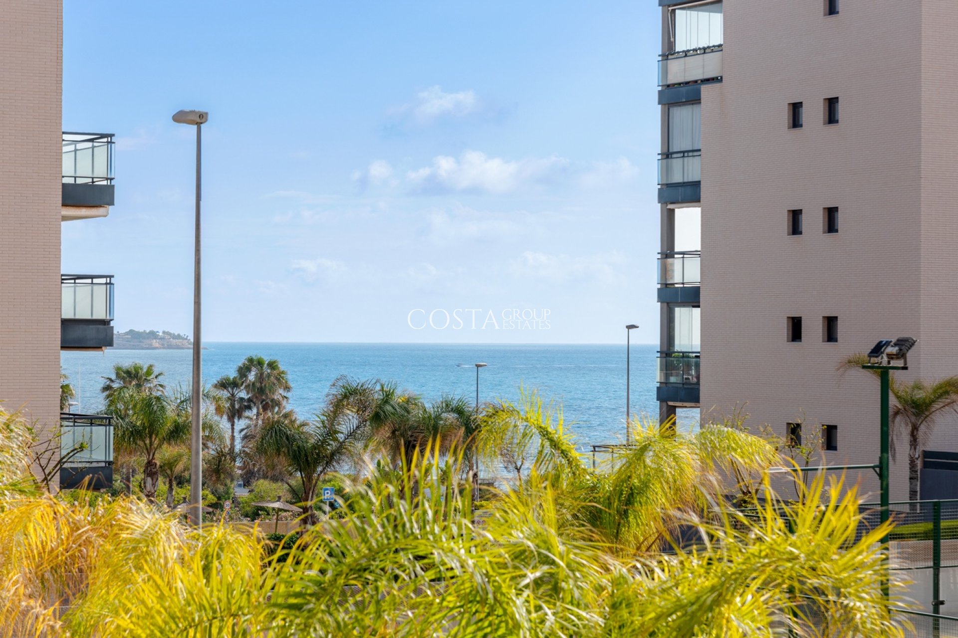 Resale - Apartment -
Pilar de la Horadada - Mil Palmeras
