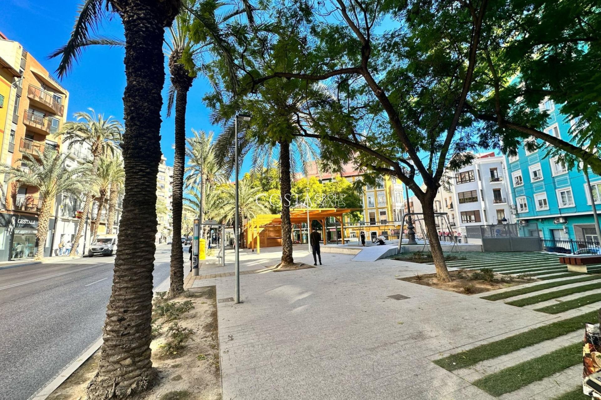 Resale - Apartments -
Alicante - Alicante Centro