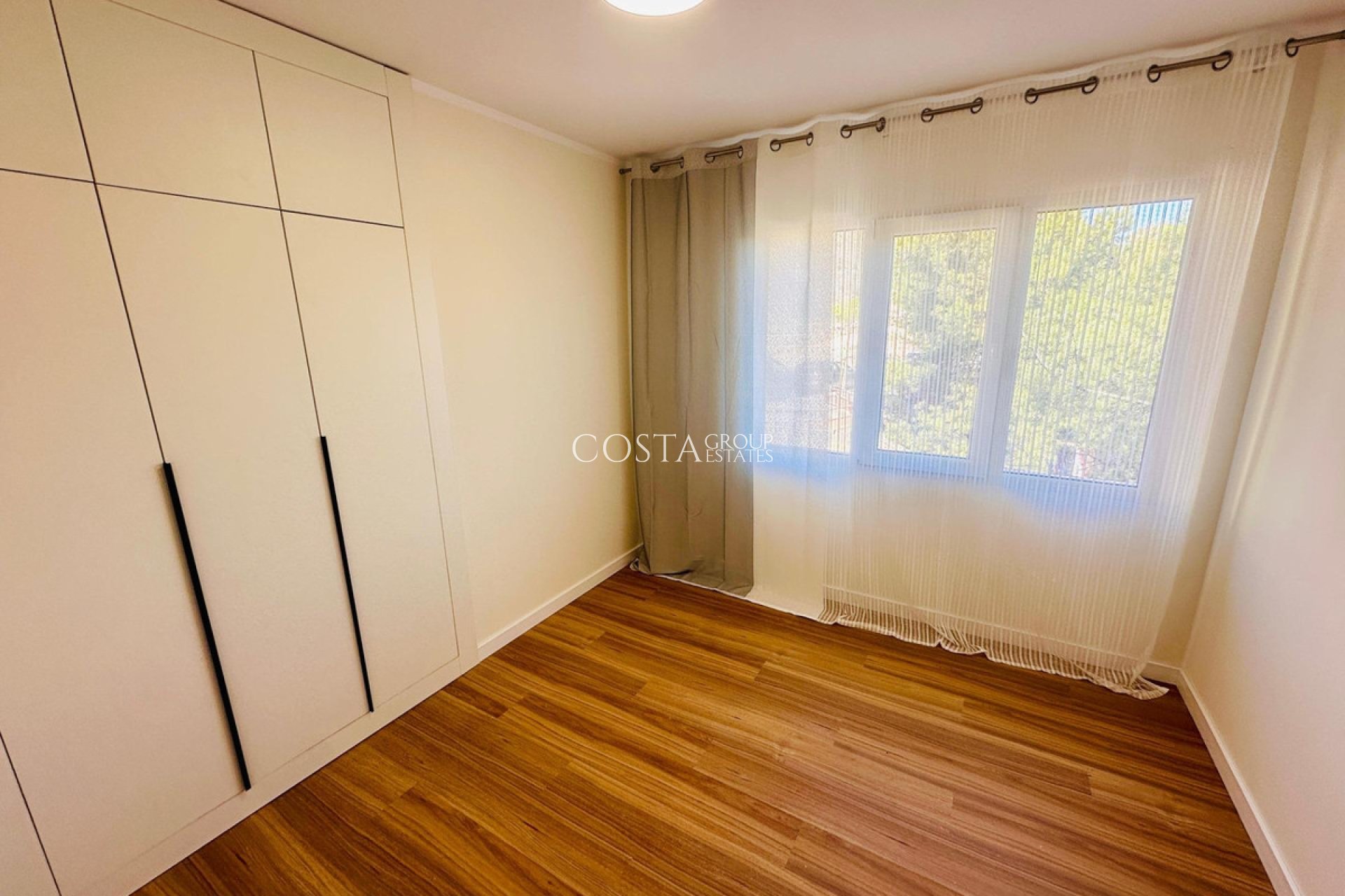 Resale - Apartments -
Alicante - Alicante Centro