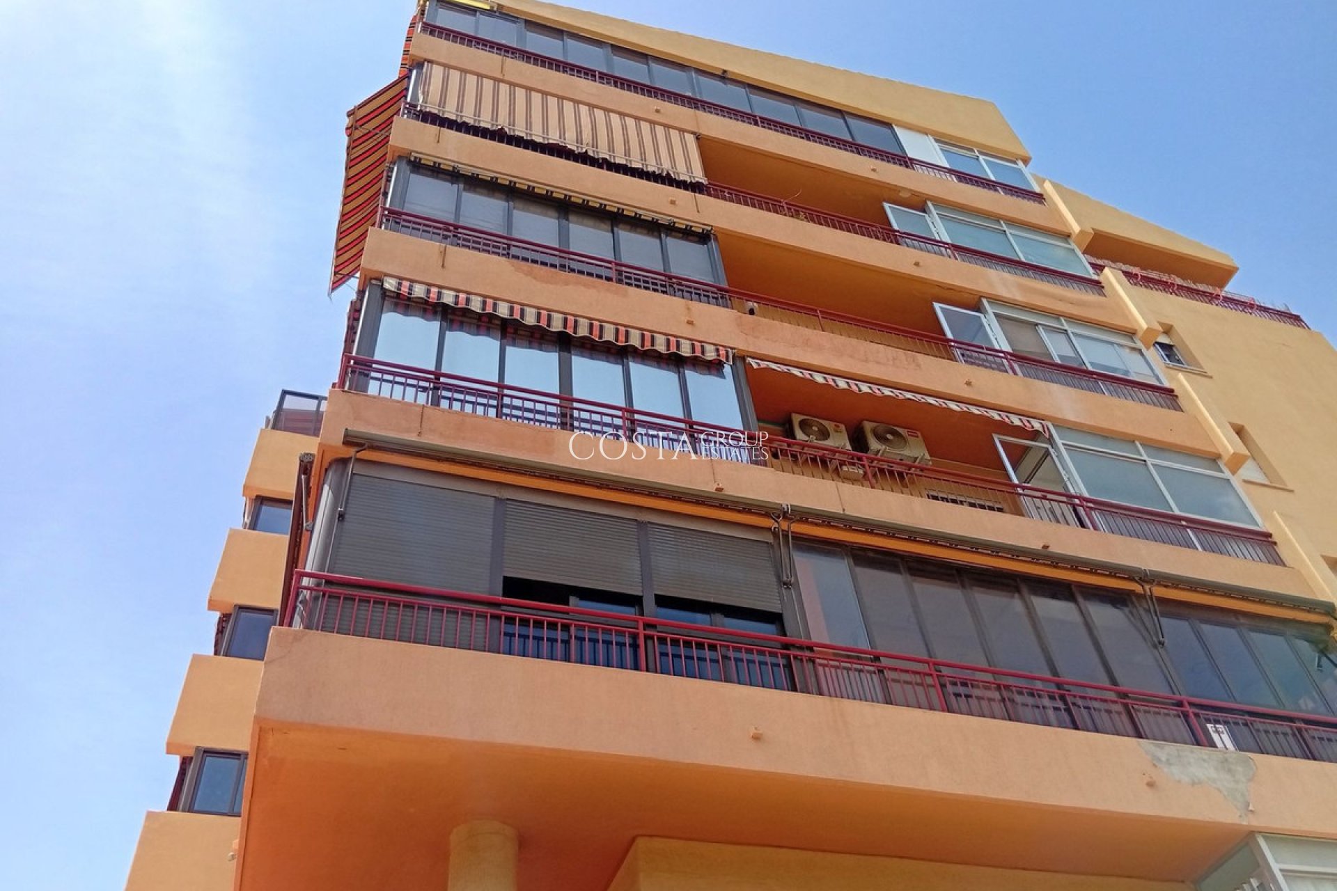 Resale - Apartments -
Alicante - Alicante Centro