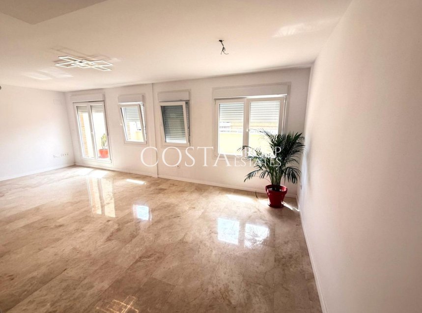 Resale - Apartments -
Alicante - Alicante Centro