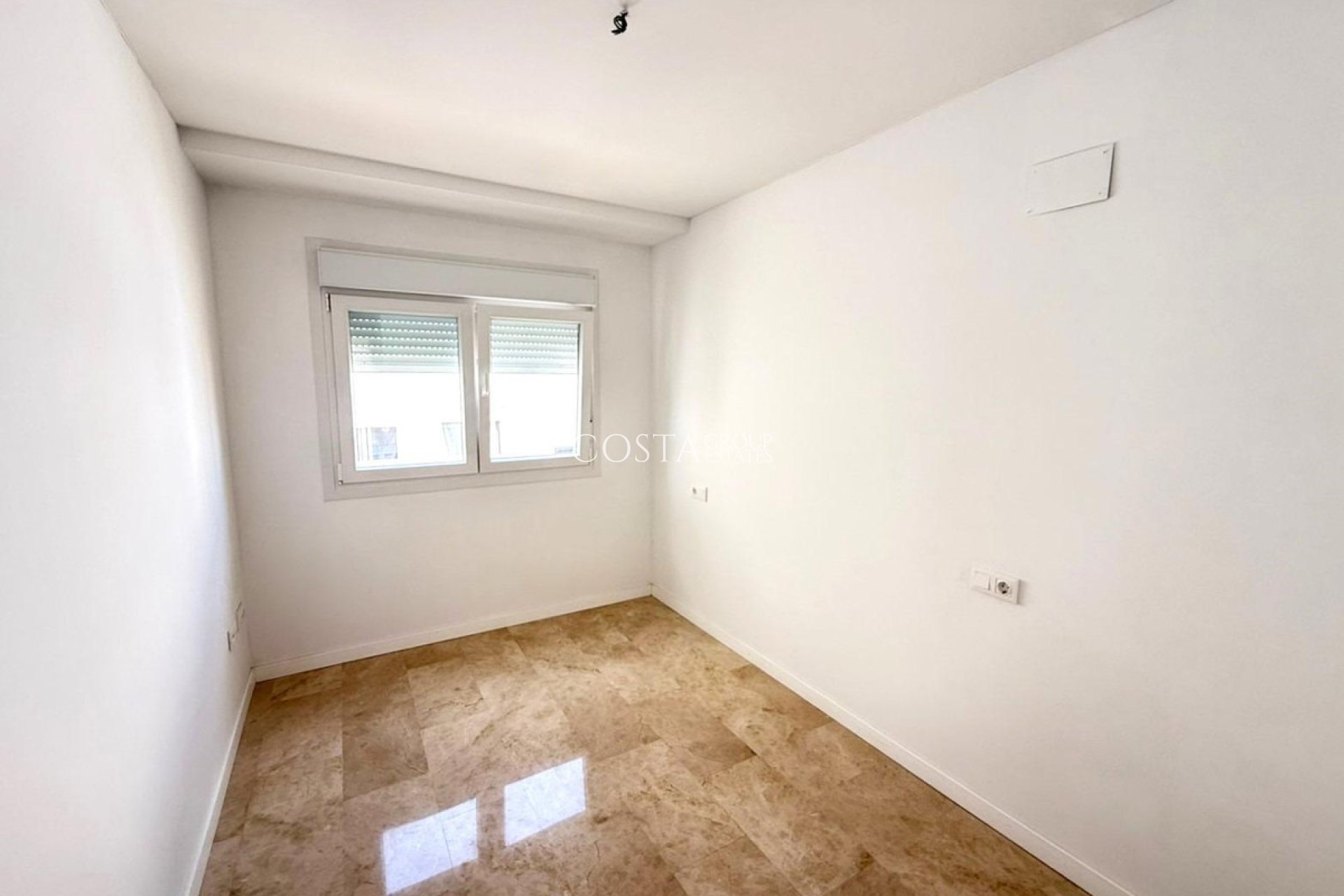 Resale - Apartments -
Alicante - Alicante Centro