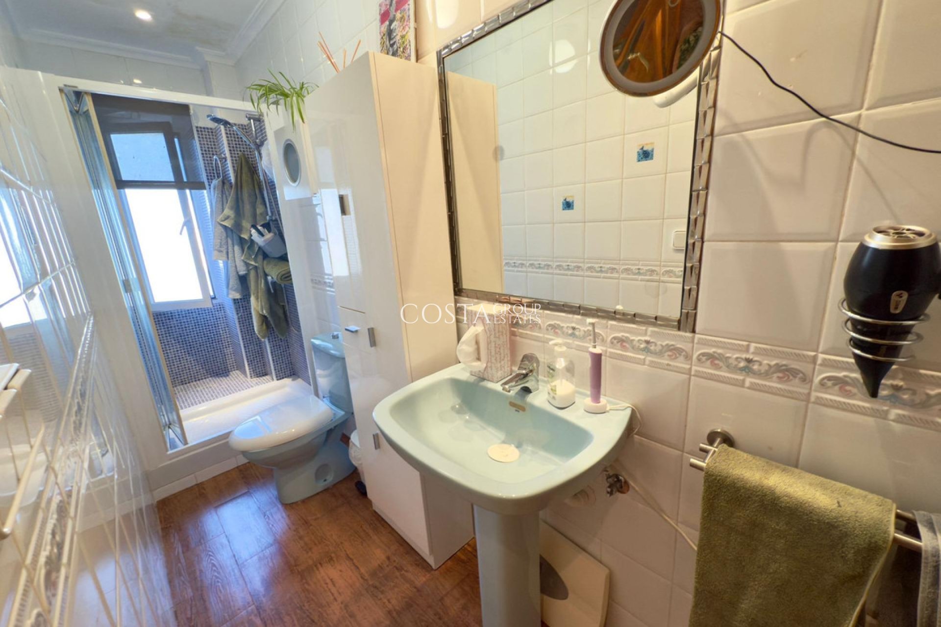 Resale - Apartments -
Alicante - Alicante Centro