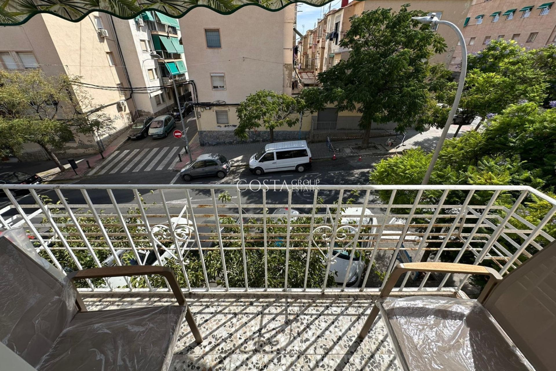 Resale - Apartments -
Alicante - Alicante Centro