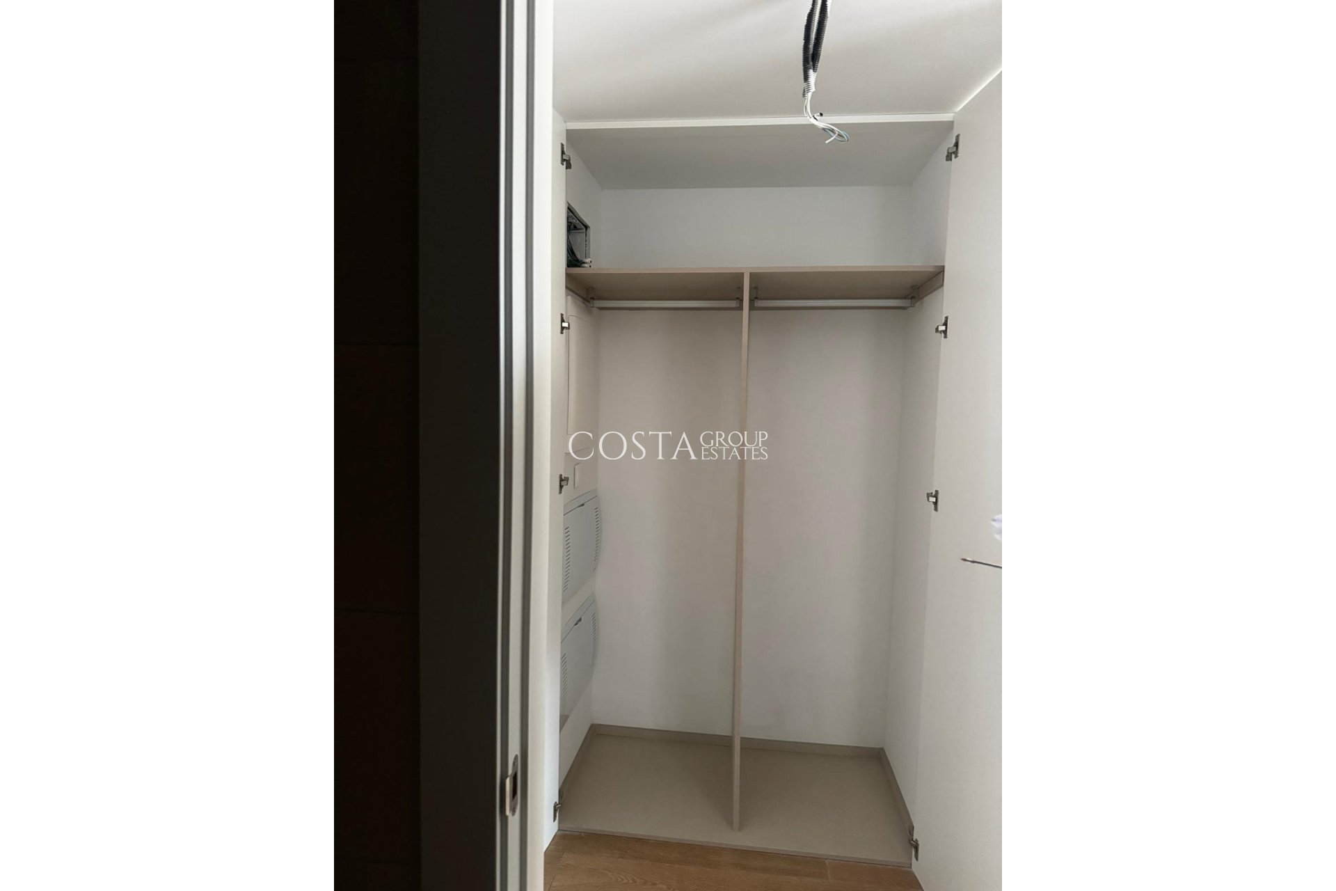 Resale - Apartments -
Alicante - Alicante Centro