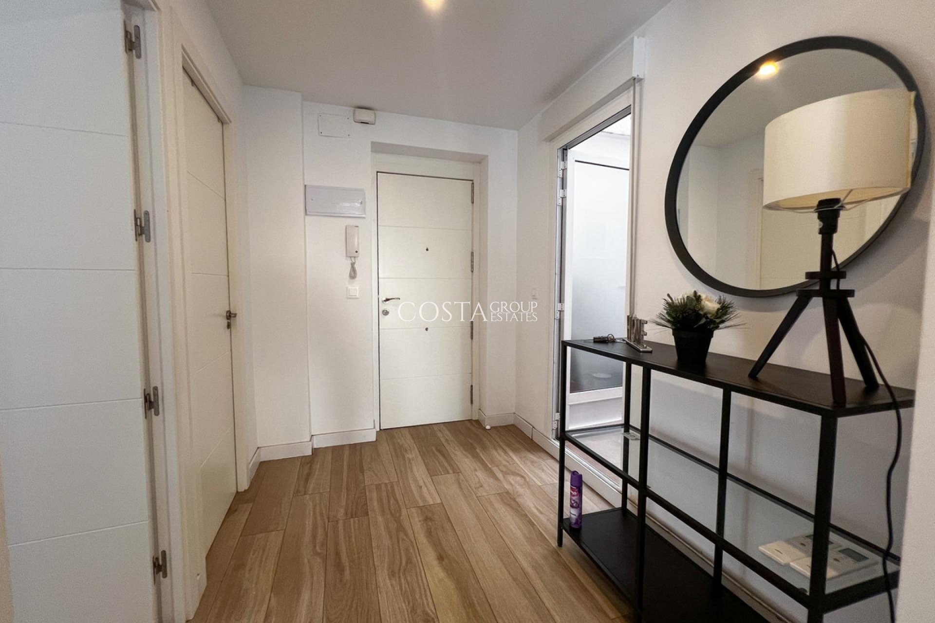 Resale - Apartments -
Alicante - Alicante Centro