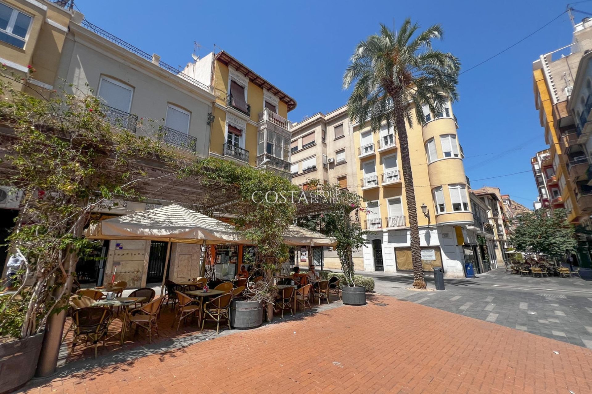 Resale - Apartments -
Alicante - Alicante Centro