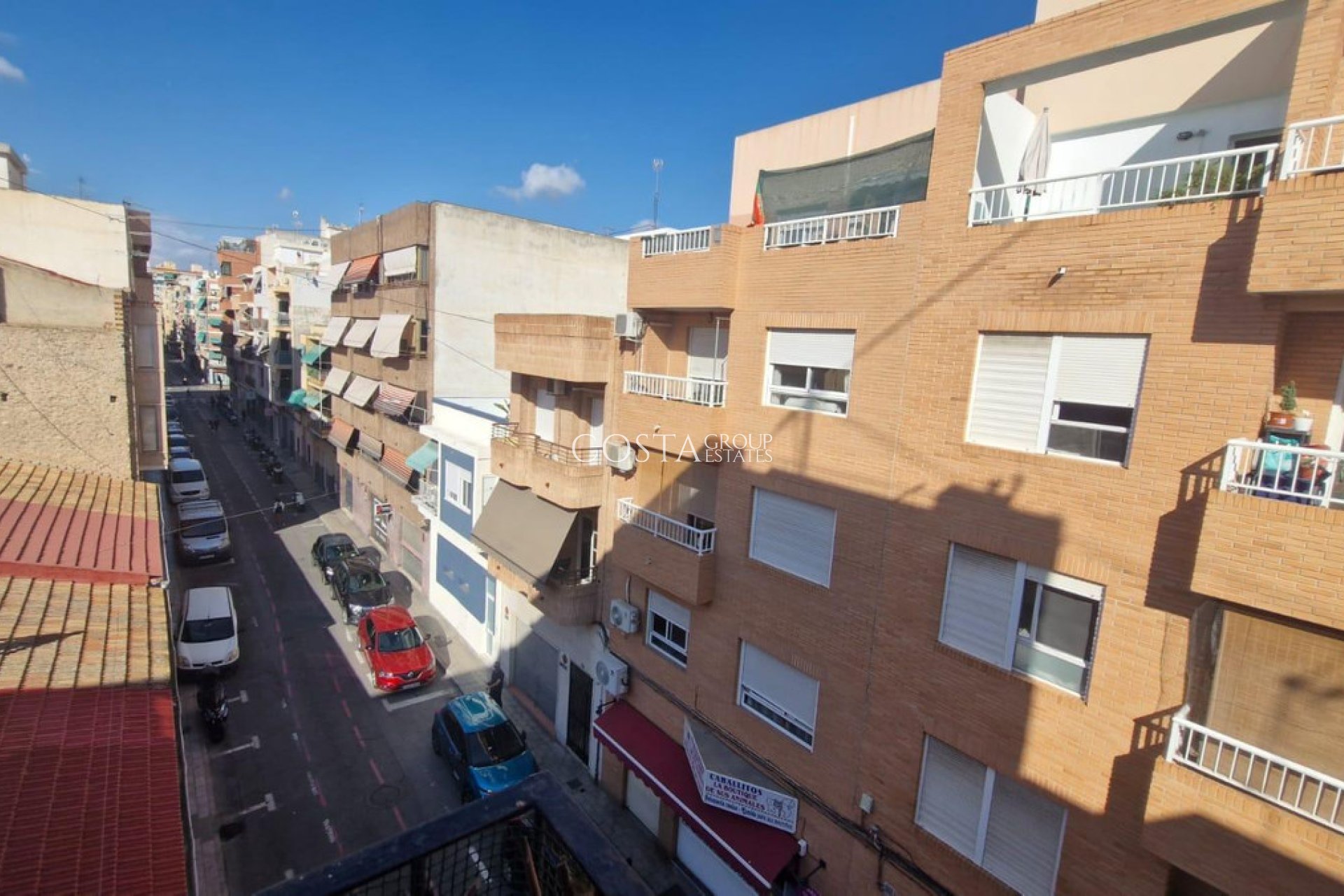 Resale - Apartments -
Alicante - Alicante Centro