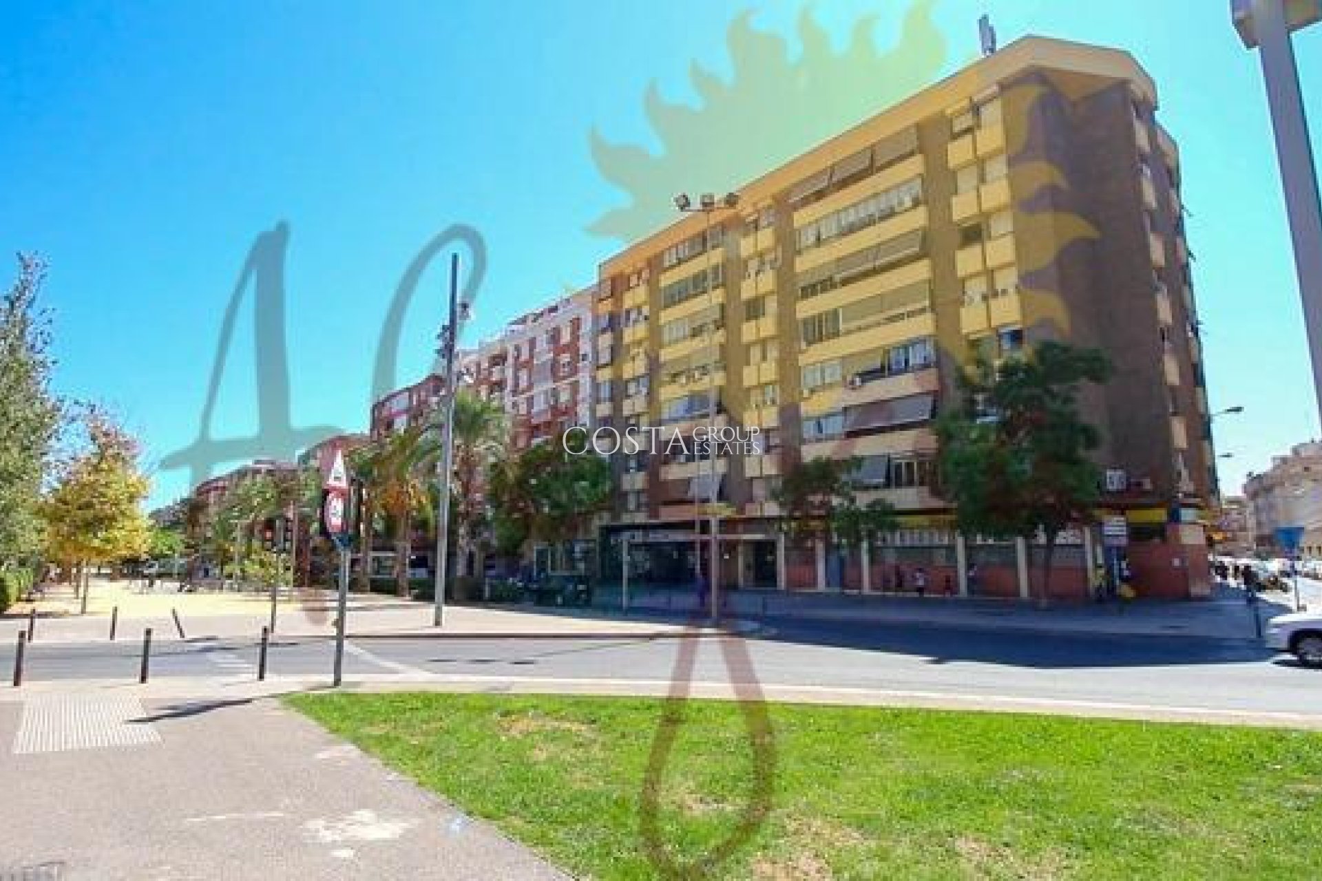 Resale - Apartments -
Alicante - Alicante Centro