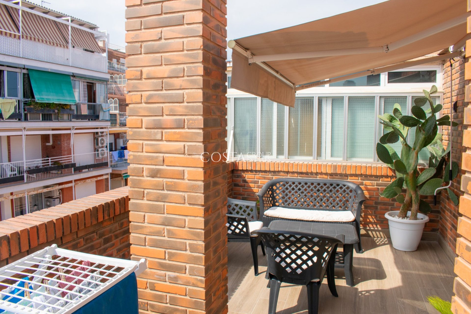 Resale - Apartments -
Alicante - Alicante Centro