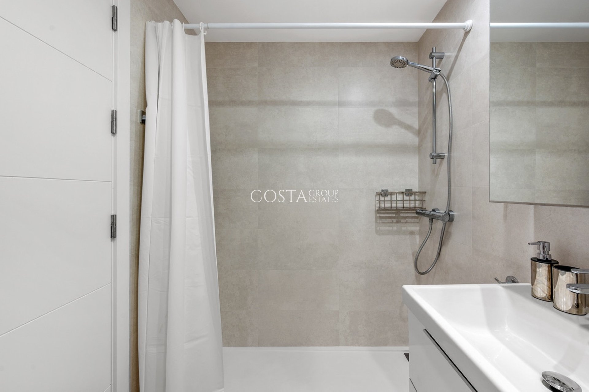 Resale - Apartments -
Alicante - Alicante Centro