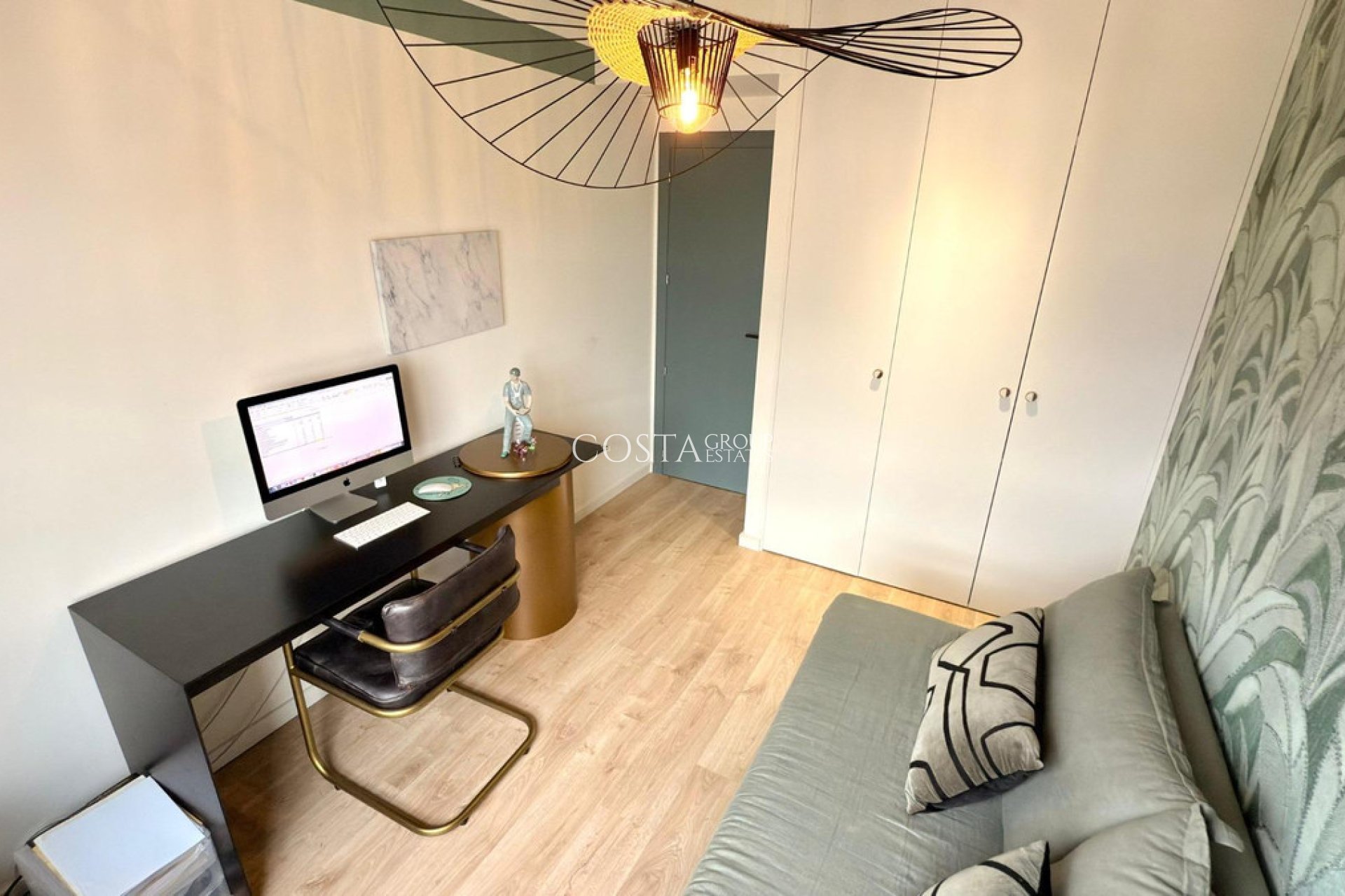 Resale - Apartments -
Alicante - Alicante Centro