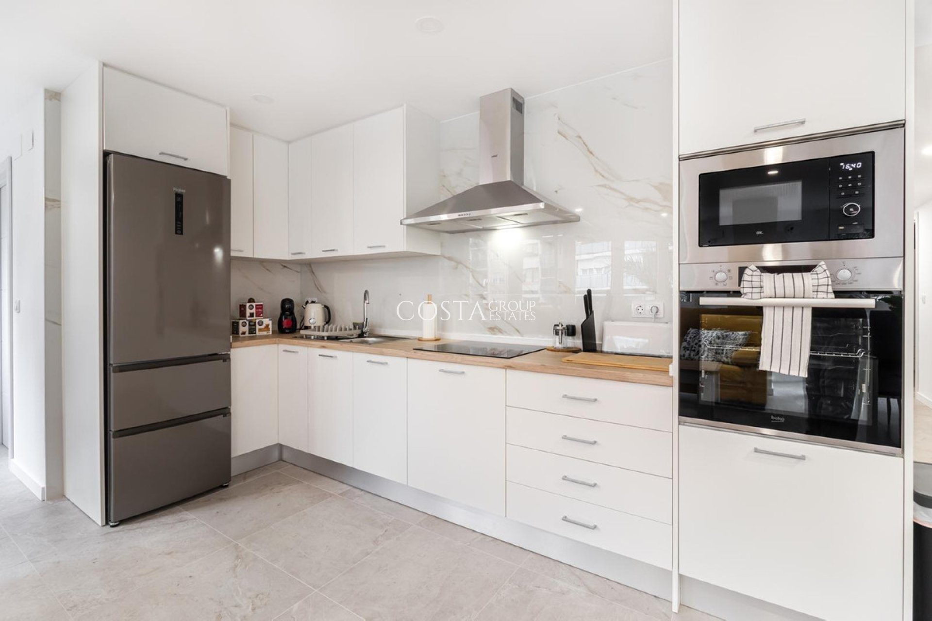 Resale - Apartments -
Alicante - Alicante Centro