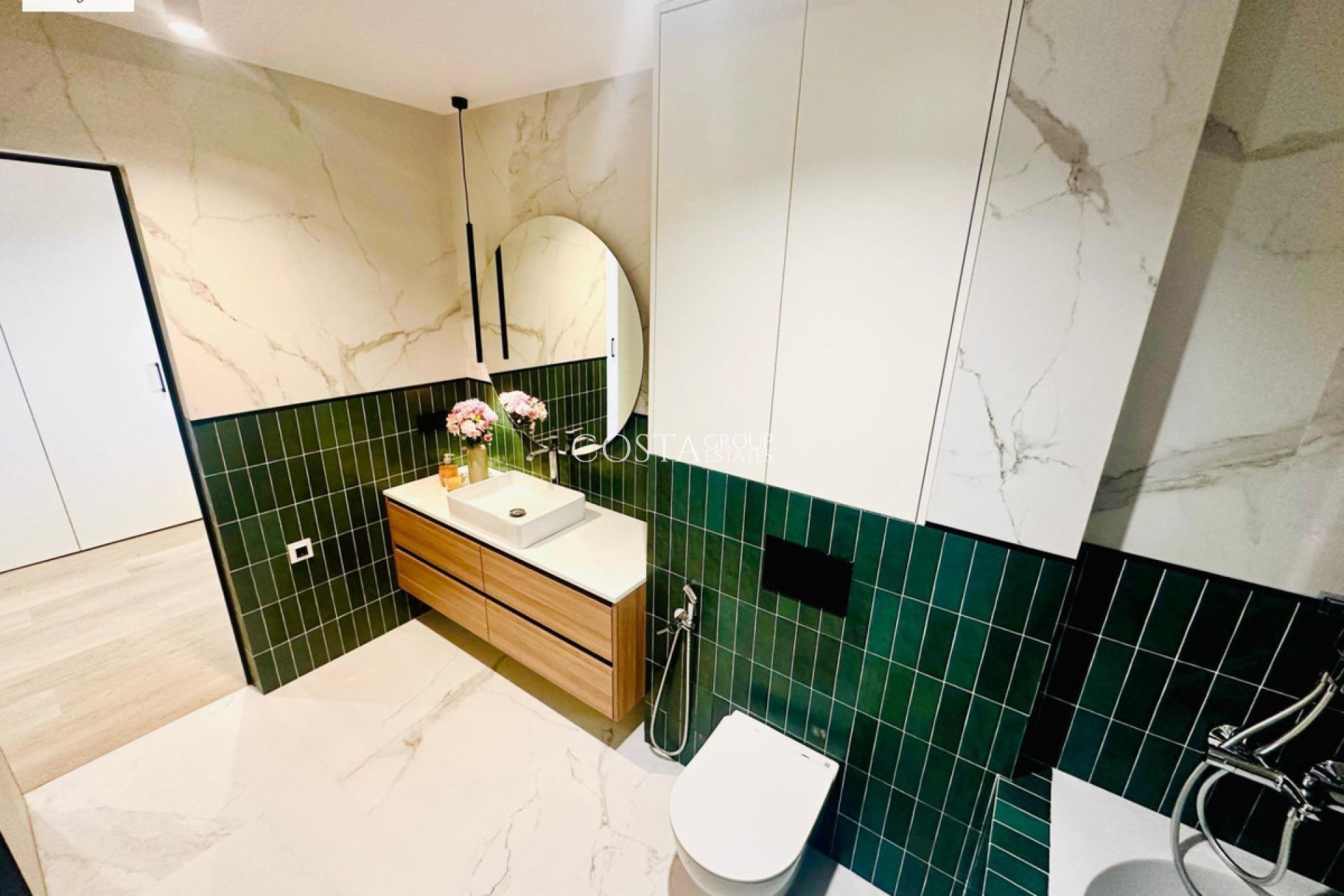 Resale - Apartments -
Alicante - Alicante Centro