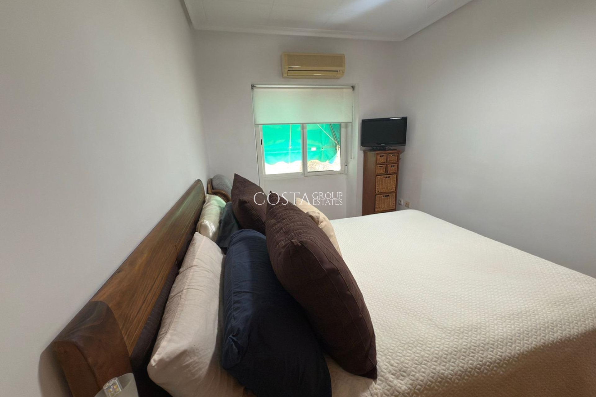 Resale - Apartments -
Alicante - Alicante Centro