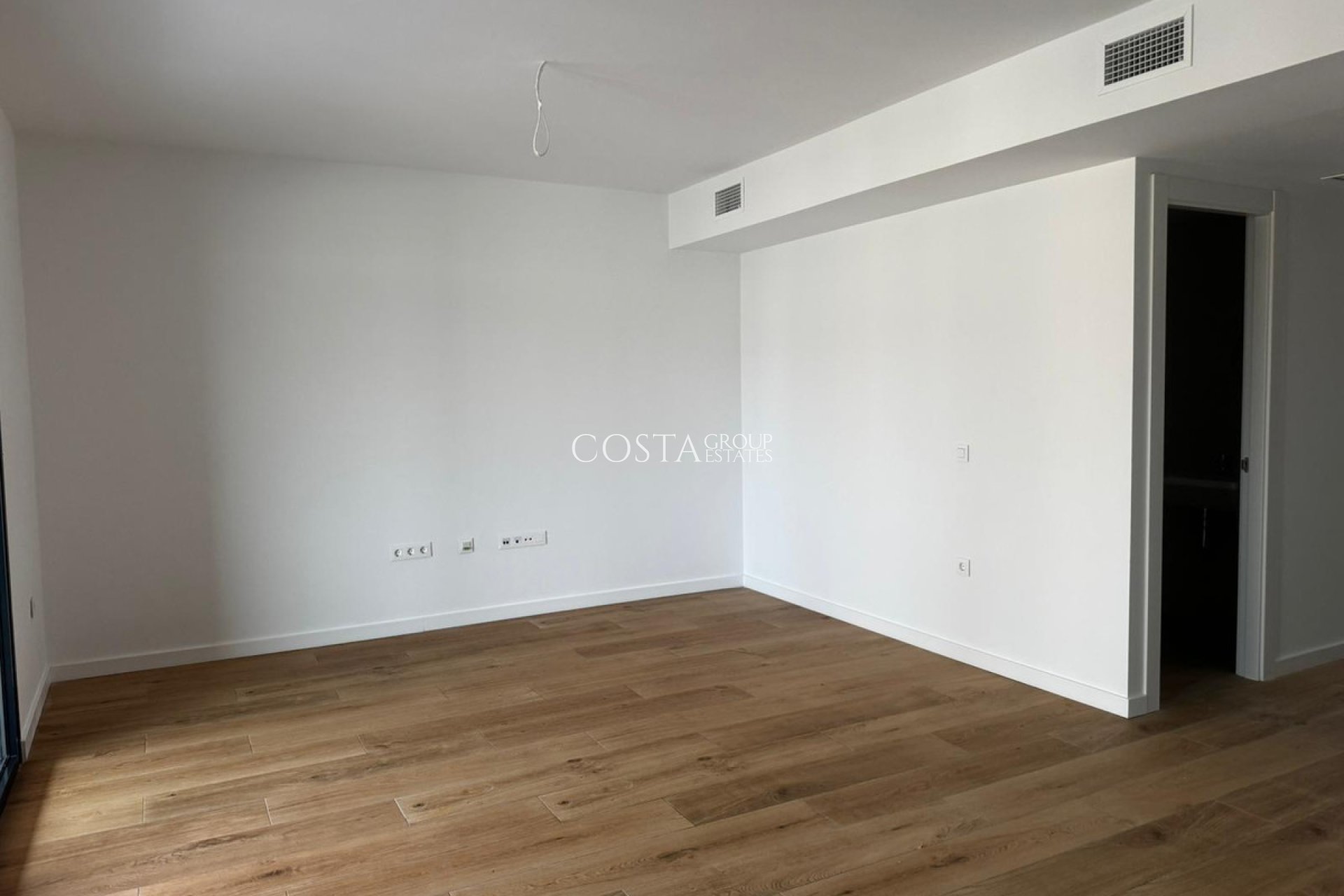 Resale - Apartments -
Alicante - Alicante Centro