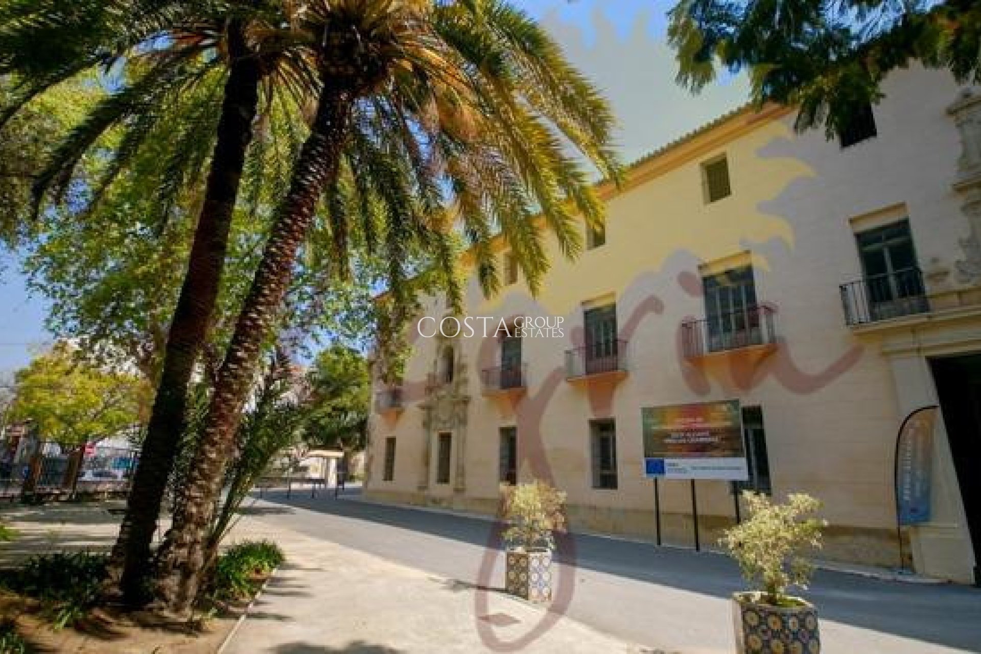 Resale - Apartments -
Alicante - Alicante Centro