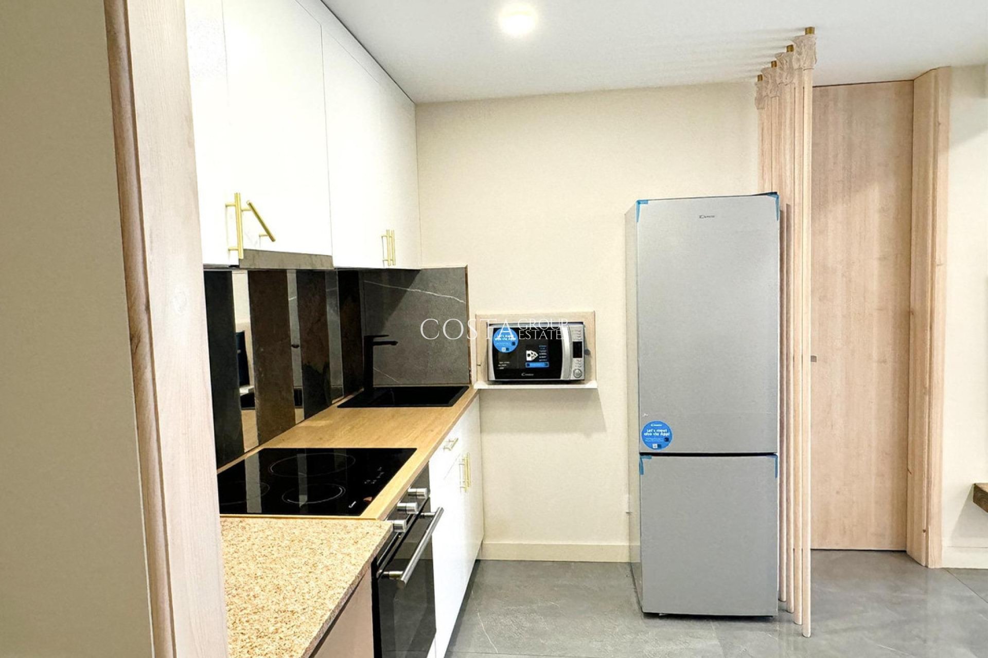 Resale - Apartments -
Alicante - Alicante Centro