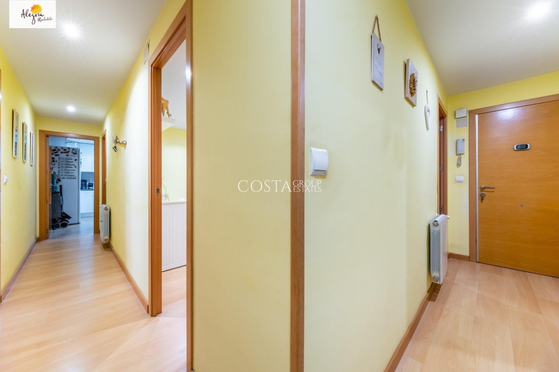 Resale - Apartments -
Alicante - Alicante Centro