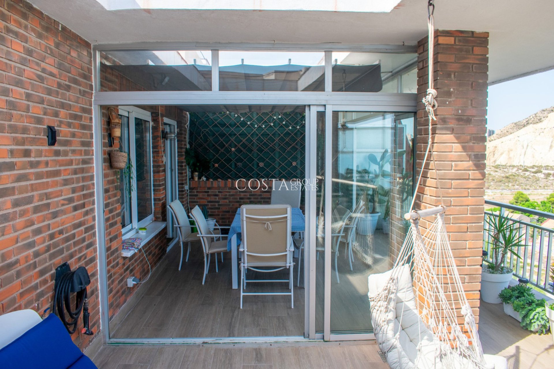 Resale - Apartments -
Alicante - Alicante Centro