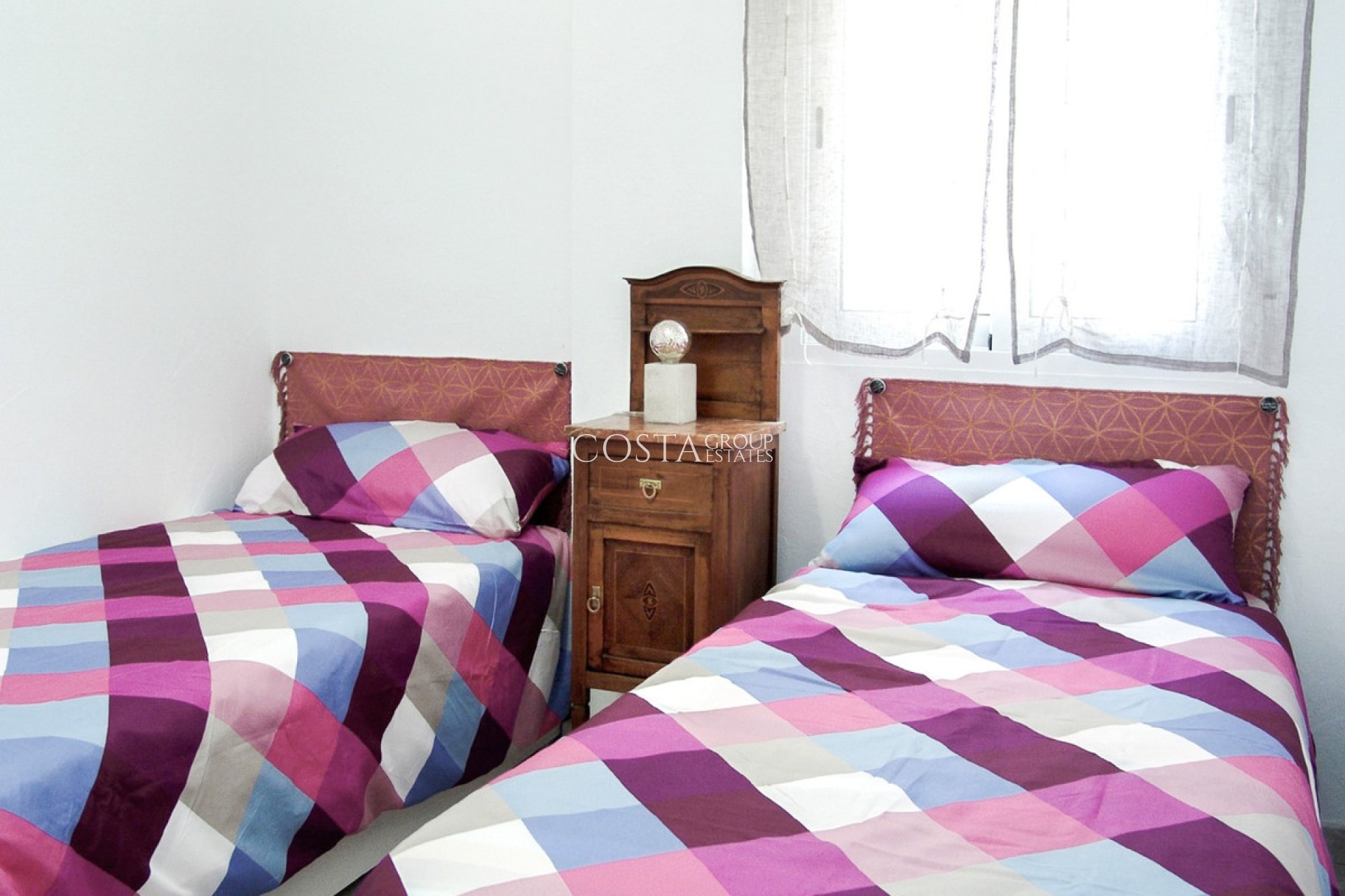 Resale - Apartments -
Alicante - Alicante Centro